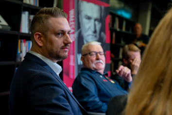 walesa80-5
